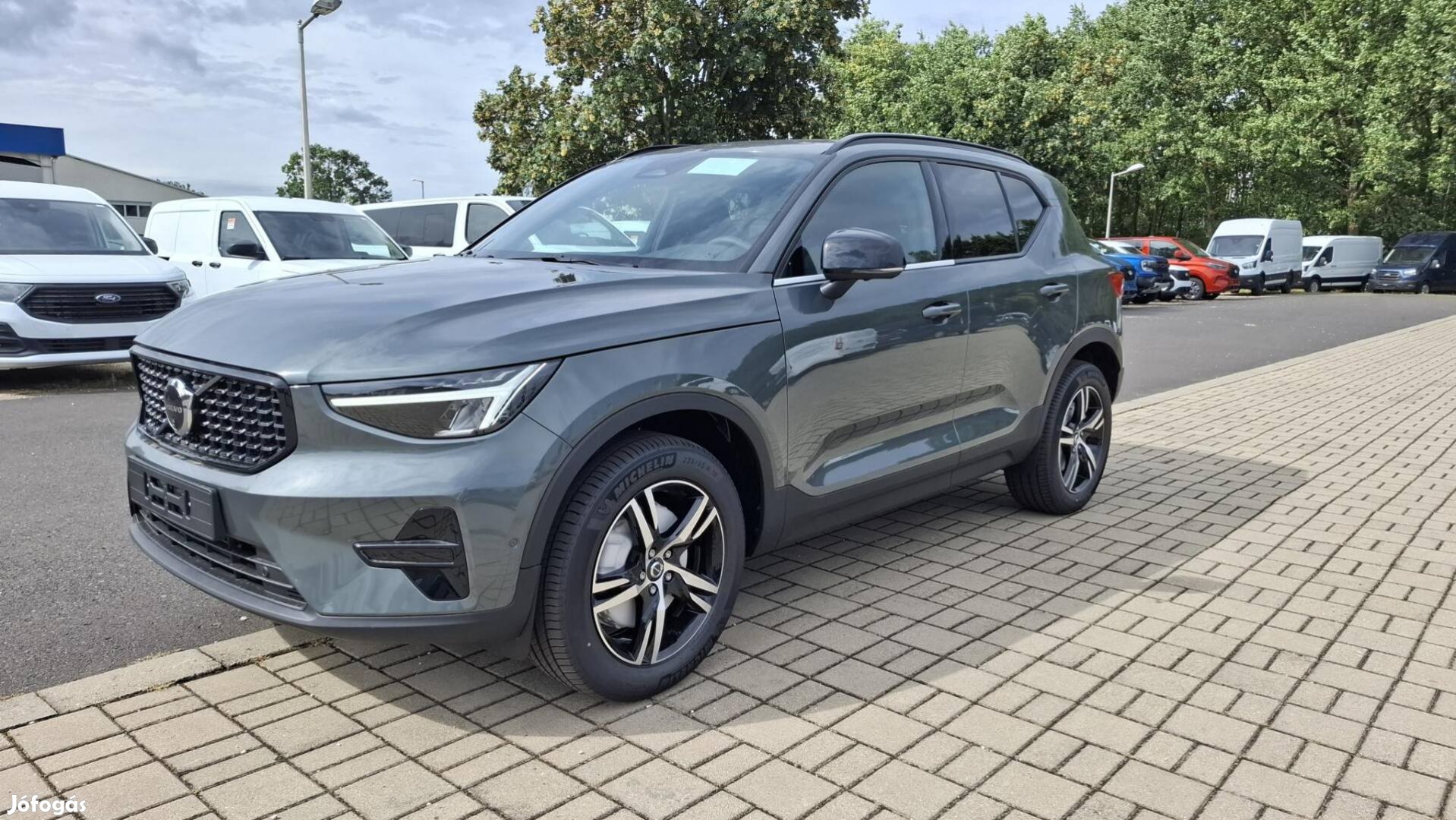 Volvo XC40 2.0 [B3] Mhev Plus Dark DCT Bemutató...